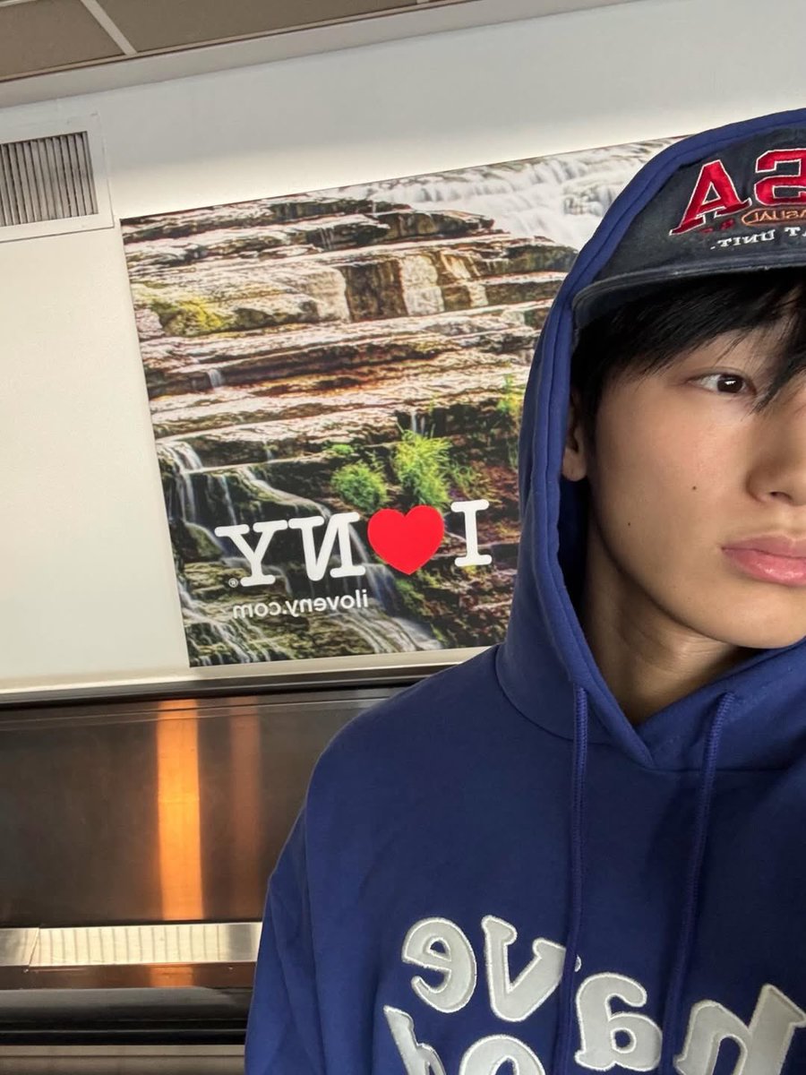 sky ᶻ 𝗓 𐰁 .ᐟ tweet media