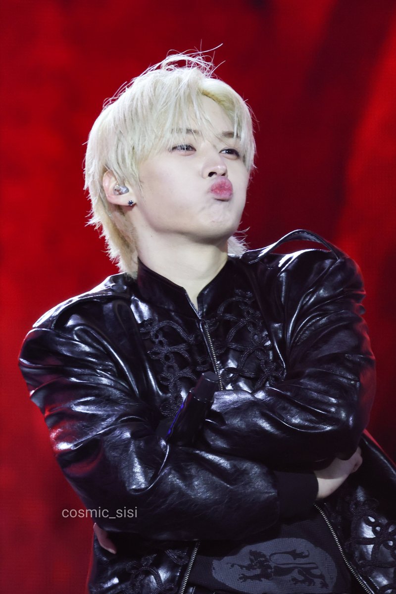 cosmic_sisi tweet media