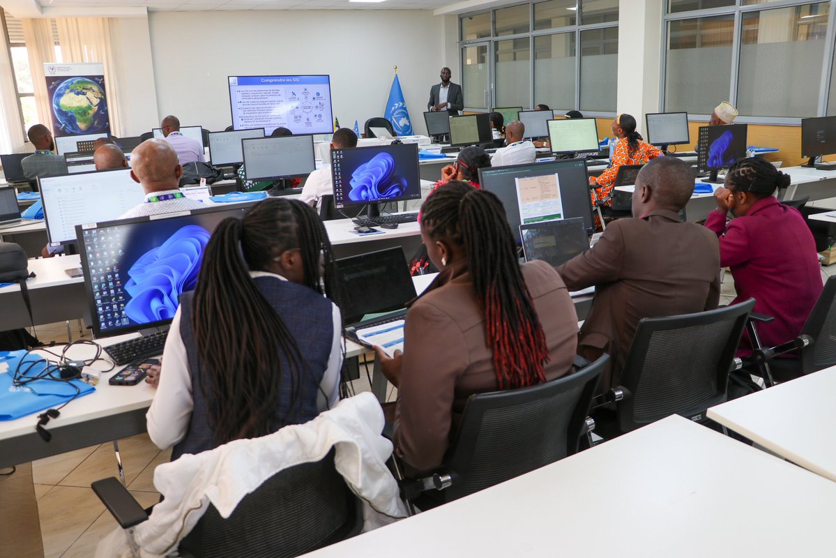 RCMRD_'s tweet image. Geospatial technologies are becoming essential for effective planning, resource management, and decision-making. 
The Advanced GIS Training Programme is strengthening practical skills in #GIS, Remote Sensing, Web #Mapping, and Drone Technologies for real-world application.The