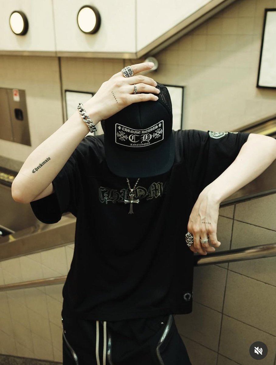 りつ🌻🦹รุ่งอรุณ暁 tweet media