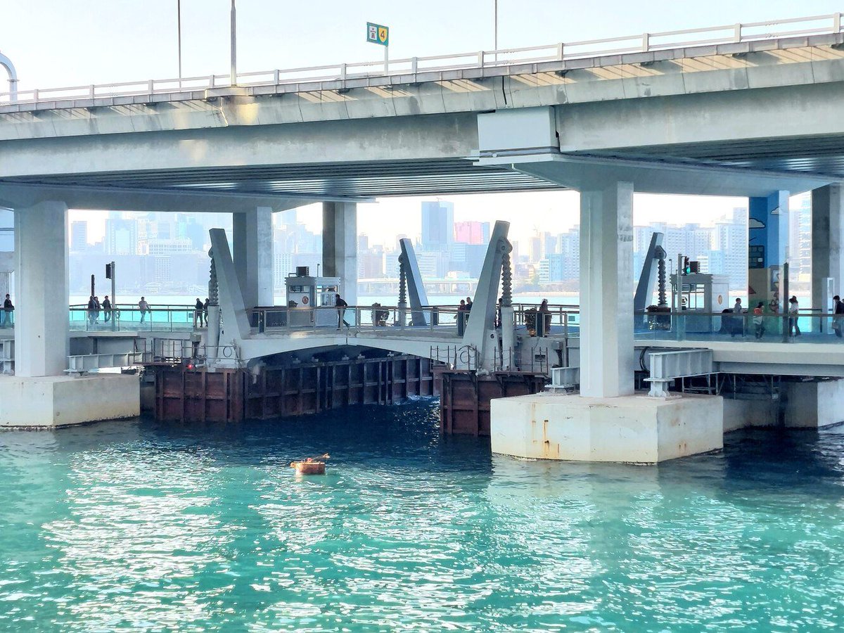 ArchDaily tweet media