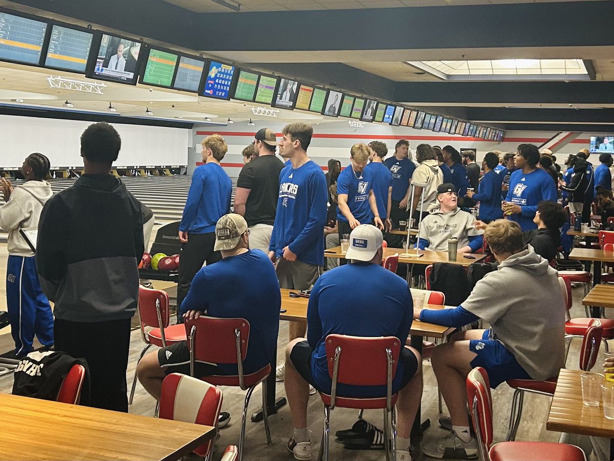 GVSU FB Recruiting tweet media