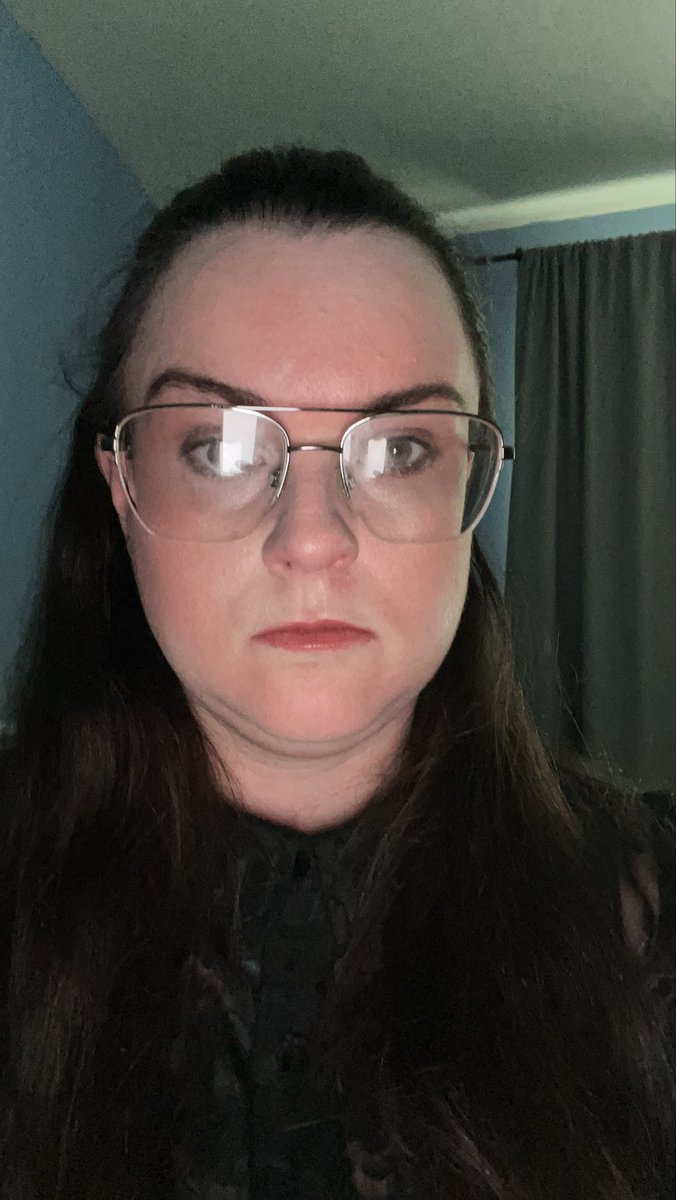 Chloe 🖖 tweet media