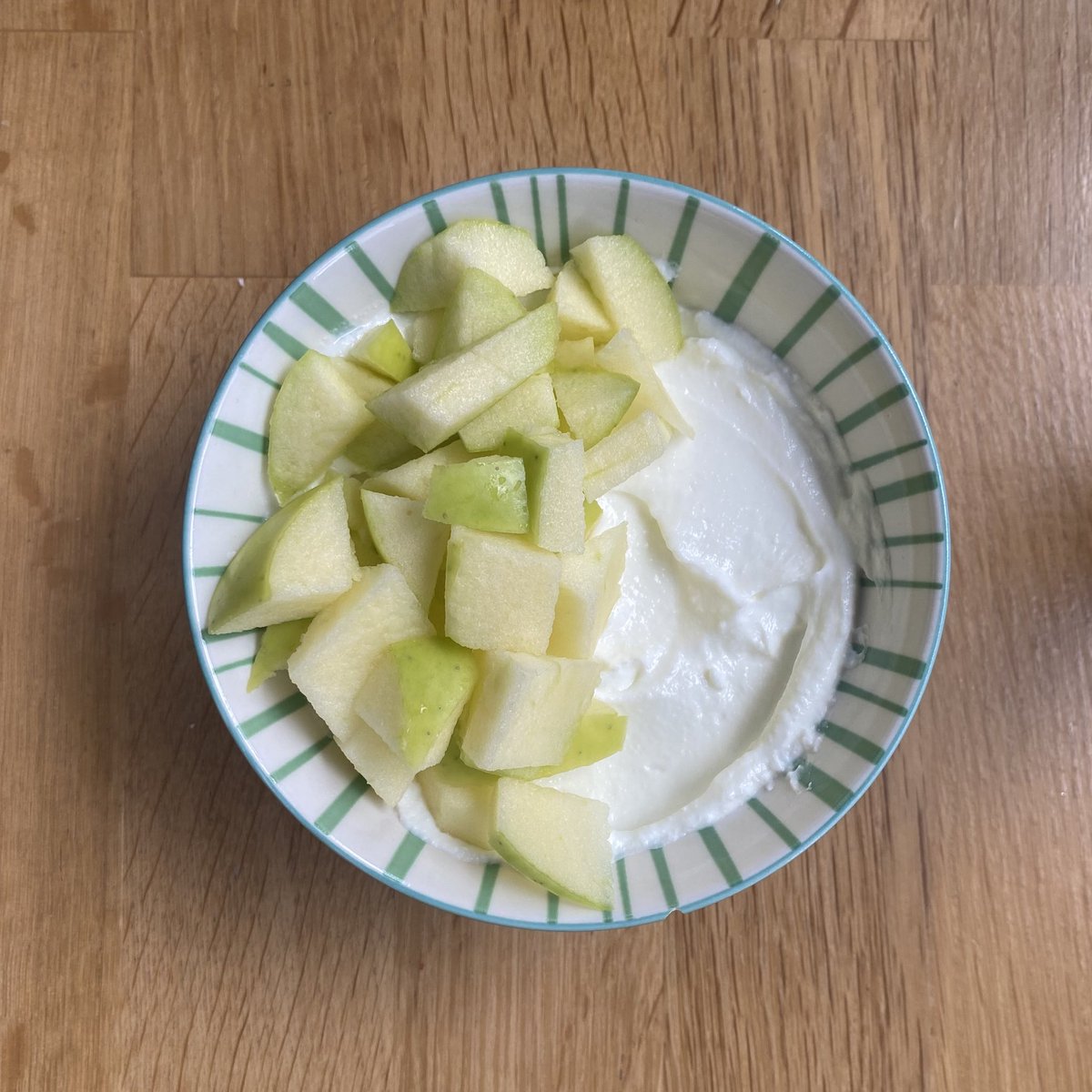 clove જ tweet media