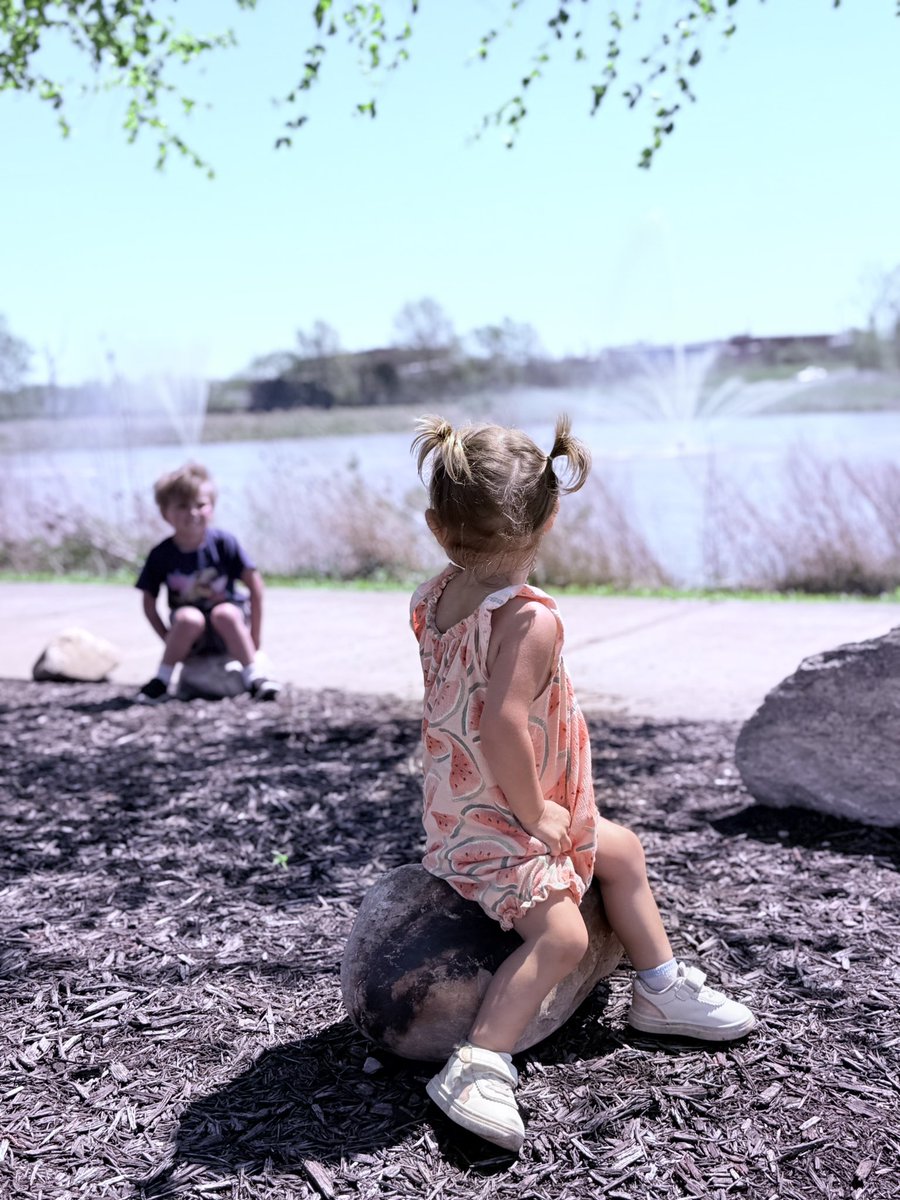 Jordan E Wolf tweet media