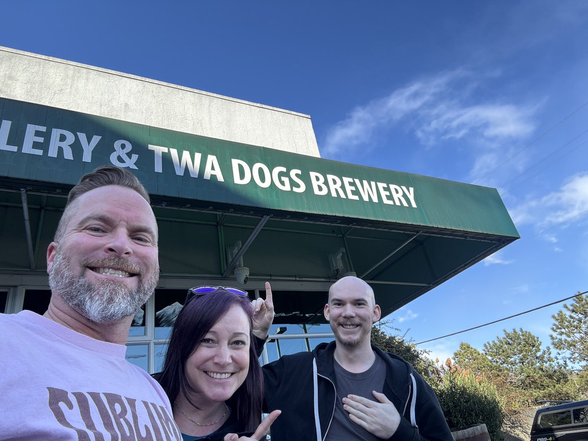 craftbrewjester's tweet photo. Brewstop #35 on the #questtobreak100in2026 was @TwaDogsBeer , it’s obviously been a bit since our last visit because they gave the place a face lift and I like it ! Much warmer , I especially like the loss of the high top wobble tables. https://t.co/jeEdOXjzBF