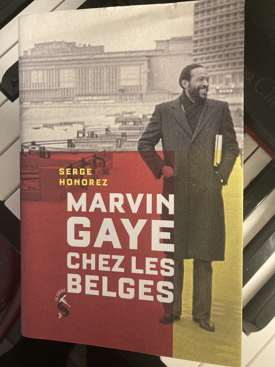 C'était l'une de mes premières idées de papier pour Schnock tant le docu "Marvin Gaye Transit Ostende" m'avait marqué. Et puis ce fut une arlésienne comme tant d'autres. Serge Honorez rapporte bien toute cette histoire bizarre, drôle et triste en même temps. Comme la vie.