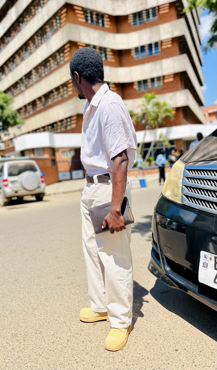 Mapeshokapaso20's tweet photo. Lusaka Street Best Dressers 
Clean 🧼 Men Association🇿🇲 
Best fit You’ll look at today 💯♨️ https://t.co/DZP8JqD5tC