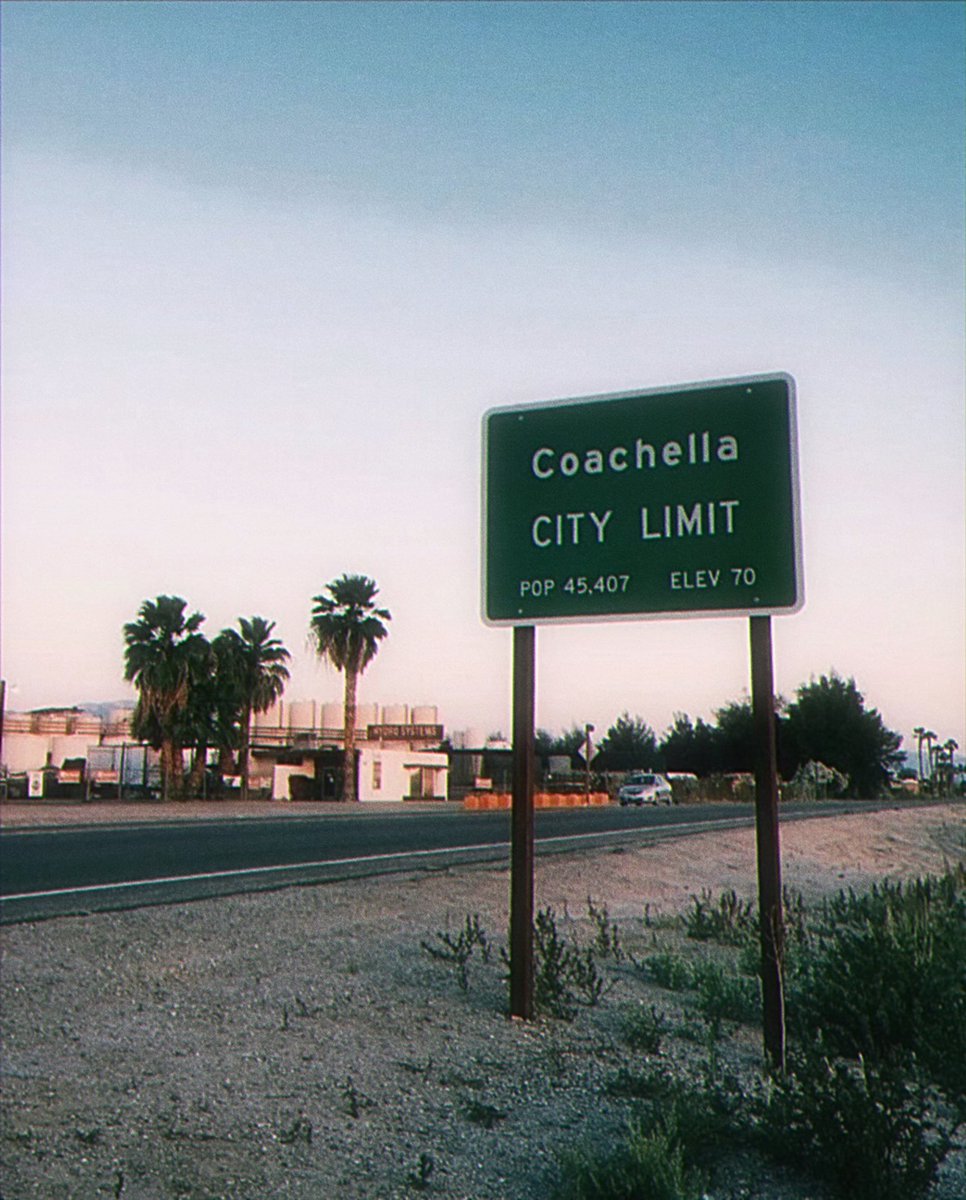 𝐁𝐞𝐥𝐥𝐚 𝐁𝐮𝐫𝐭𝐨𝐧 tweet media