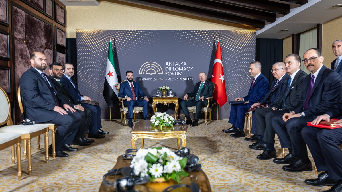 رئاسة الجمهورية العربية السورية tweet media