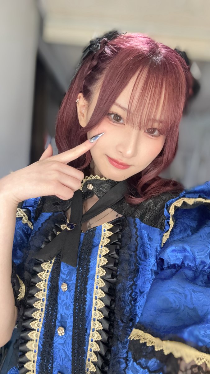 しらいっ tweet media