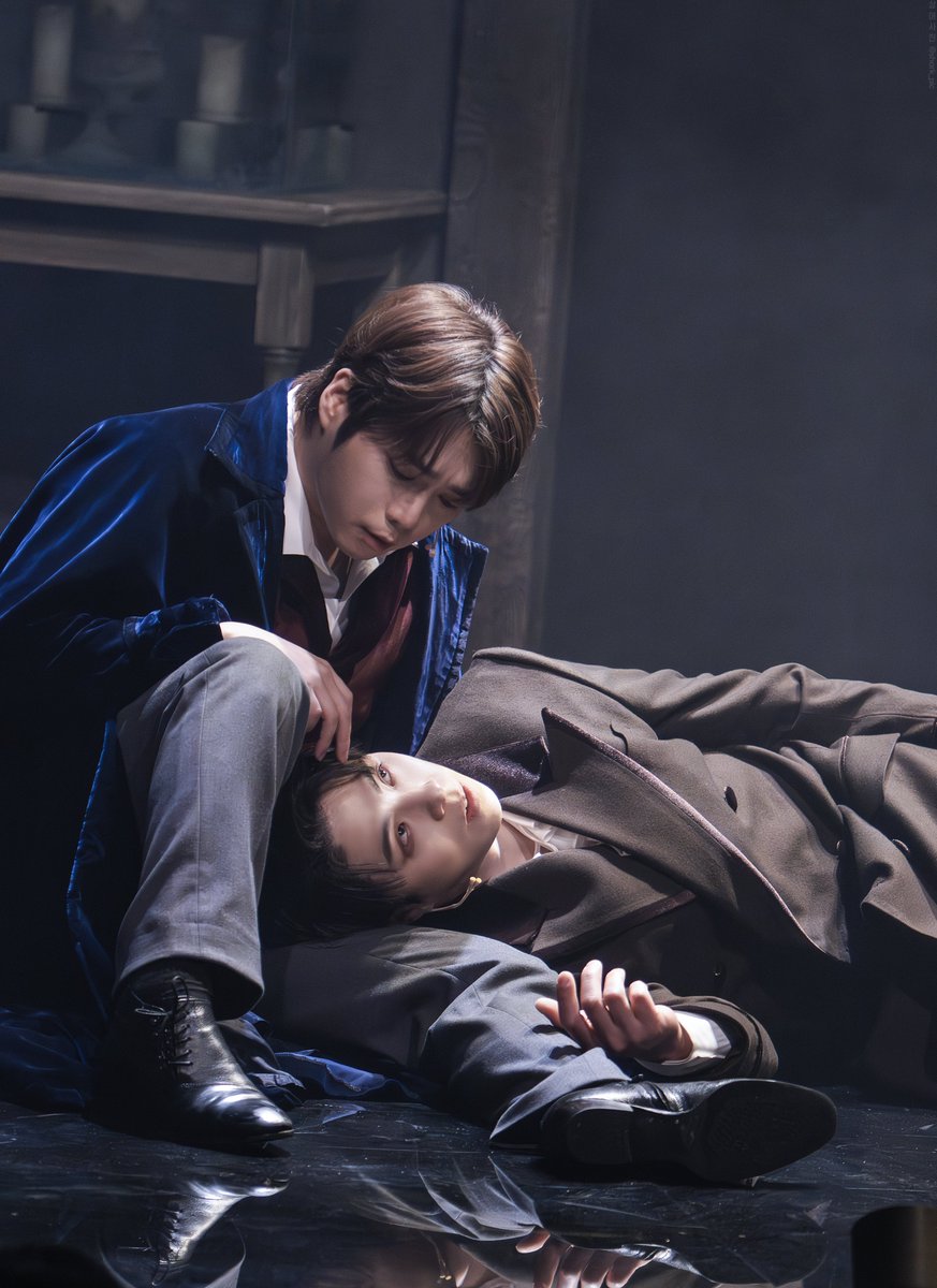 260417 더 테일 에이프릴 풀스   
스페셜 커튼콜 어릿광대     

존 윌리엄 폴리도리 :: #홍승안
조지 고든 바이런 :: #박정원

아무도 모를거야