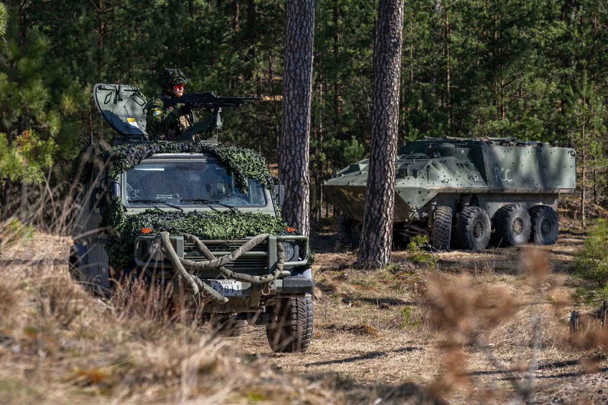 Canadian Army tweet media