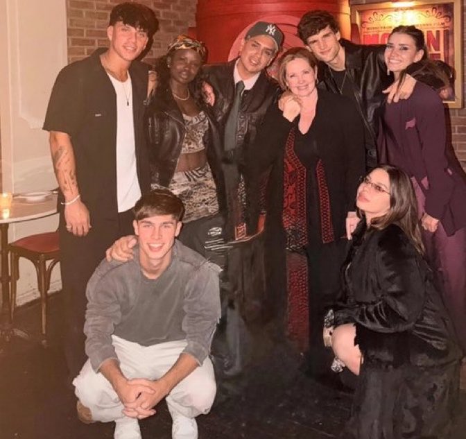 Laura Búfalo tweet media