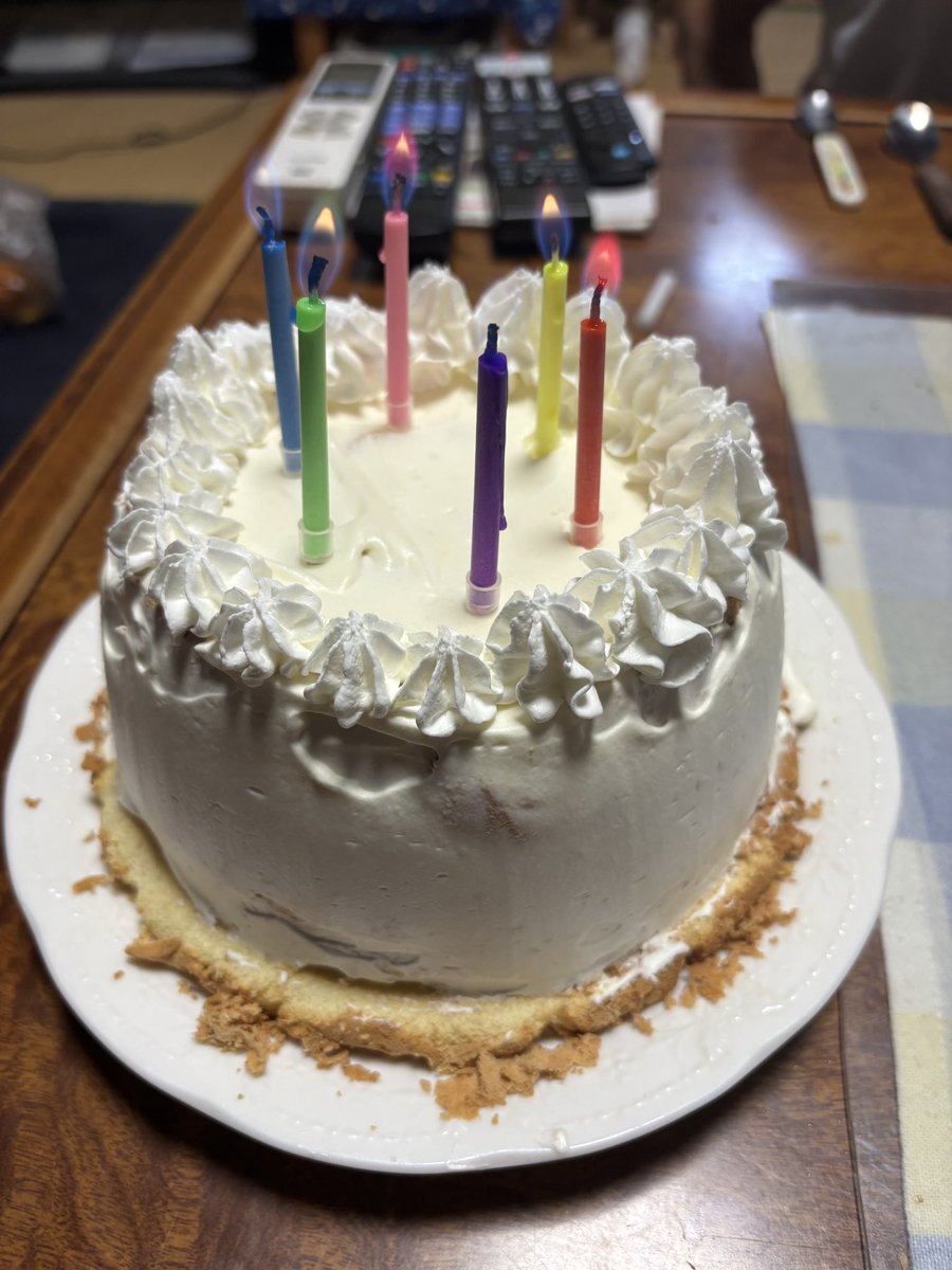 けんしろう tweet media