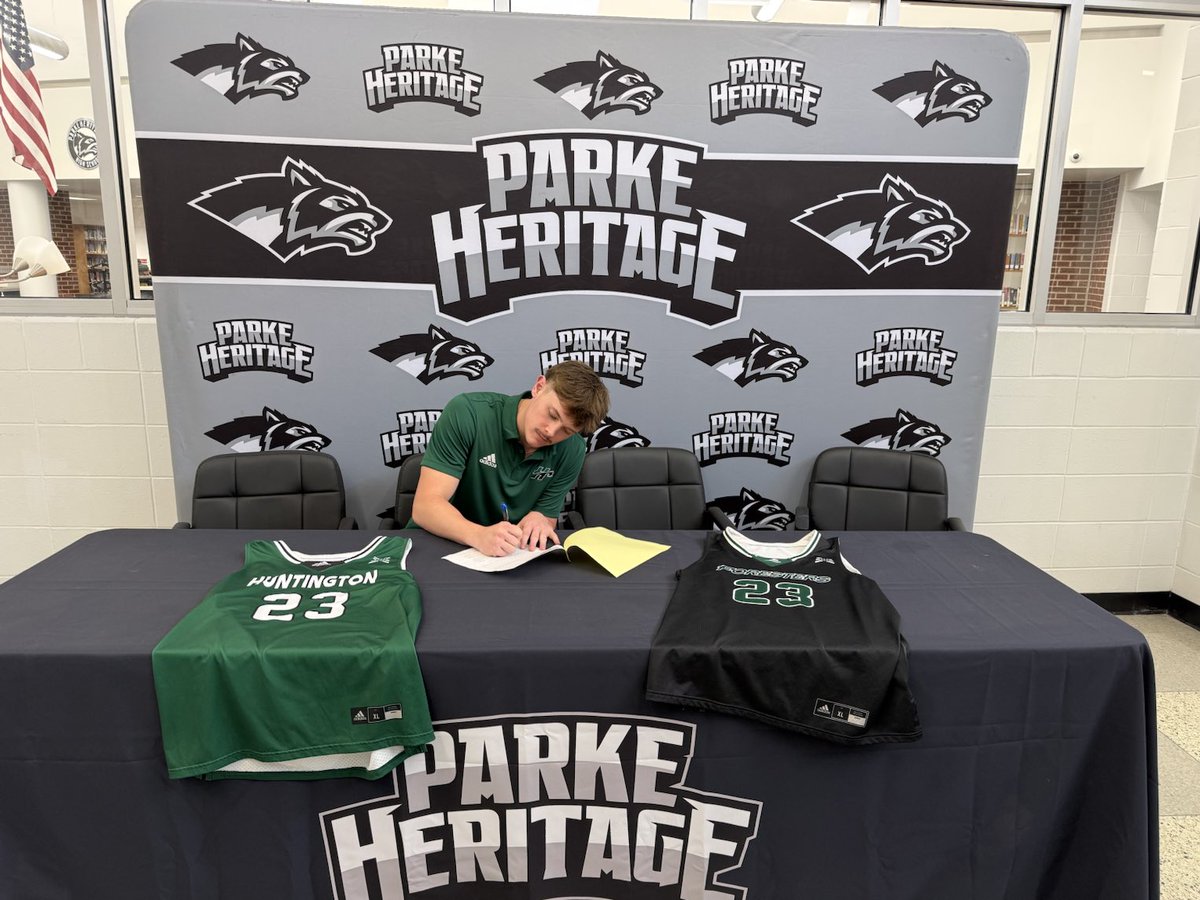 Congrats to PH Senior Treigh Schelsky on his signing to continue his academic and basketball careers at Huntington University!
