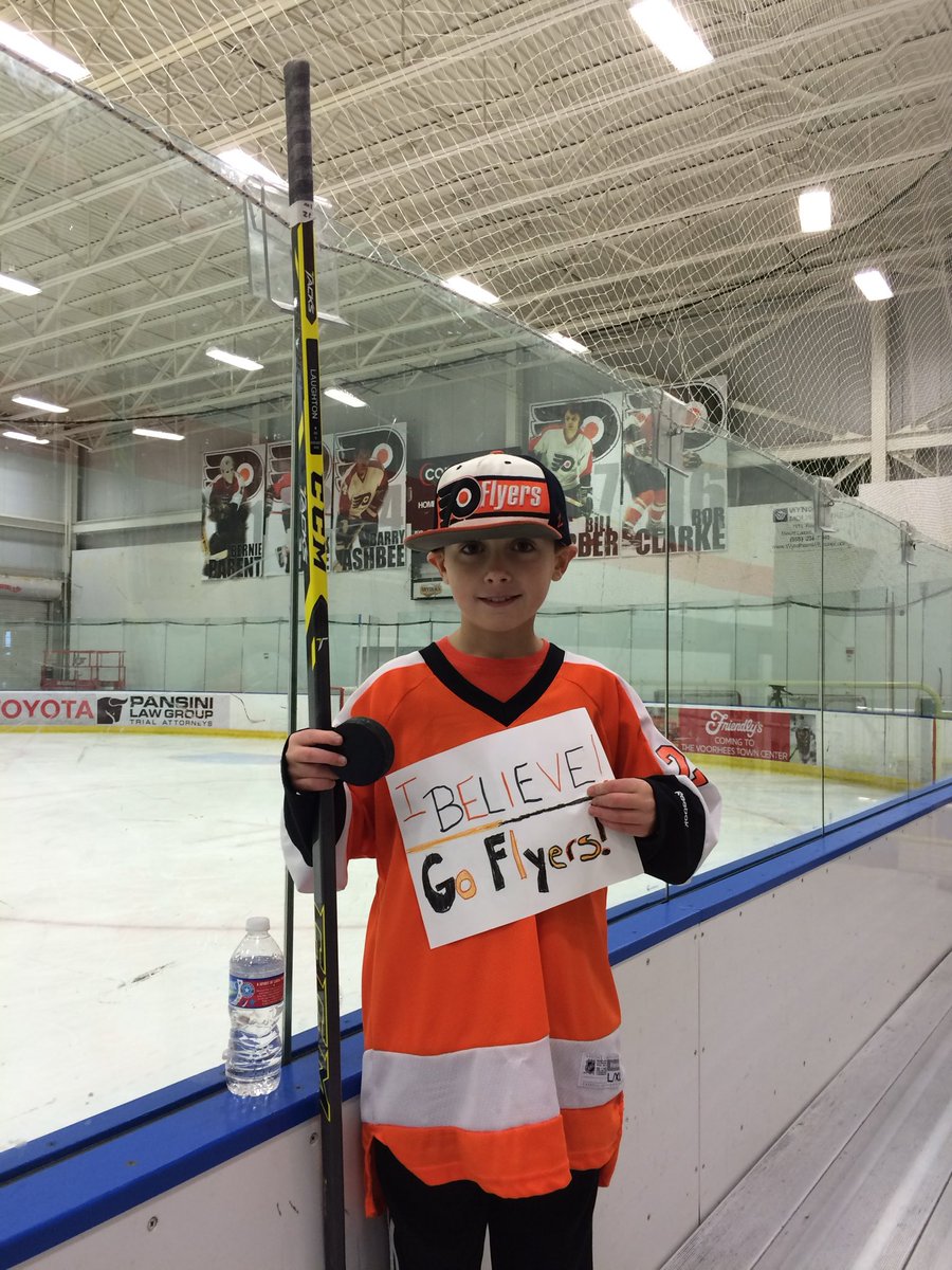 FlyersAlumni's tweet photo. Congratulations to the winner of our trip giveaway @_JasonMelroy! Jason and his father are receiving bus travel, a 2 night hotel stay and 2 tickets for Game 1 in Pittsburgh. 

Thank you to all who showed their Flyers passion entering our giveaway! https://t.co/YdghSzkniM