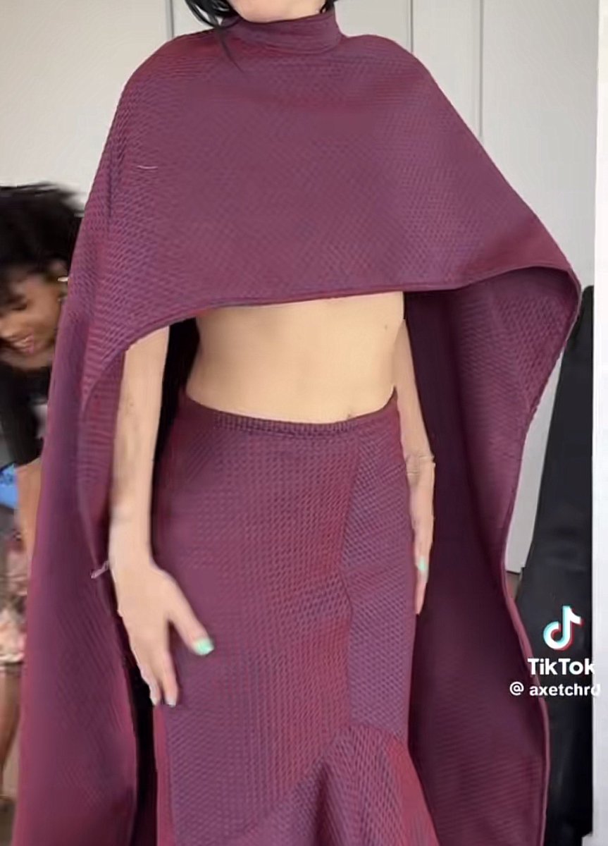 quand ces robes existent franchement je sais pas