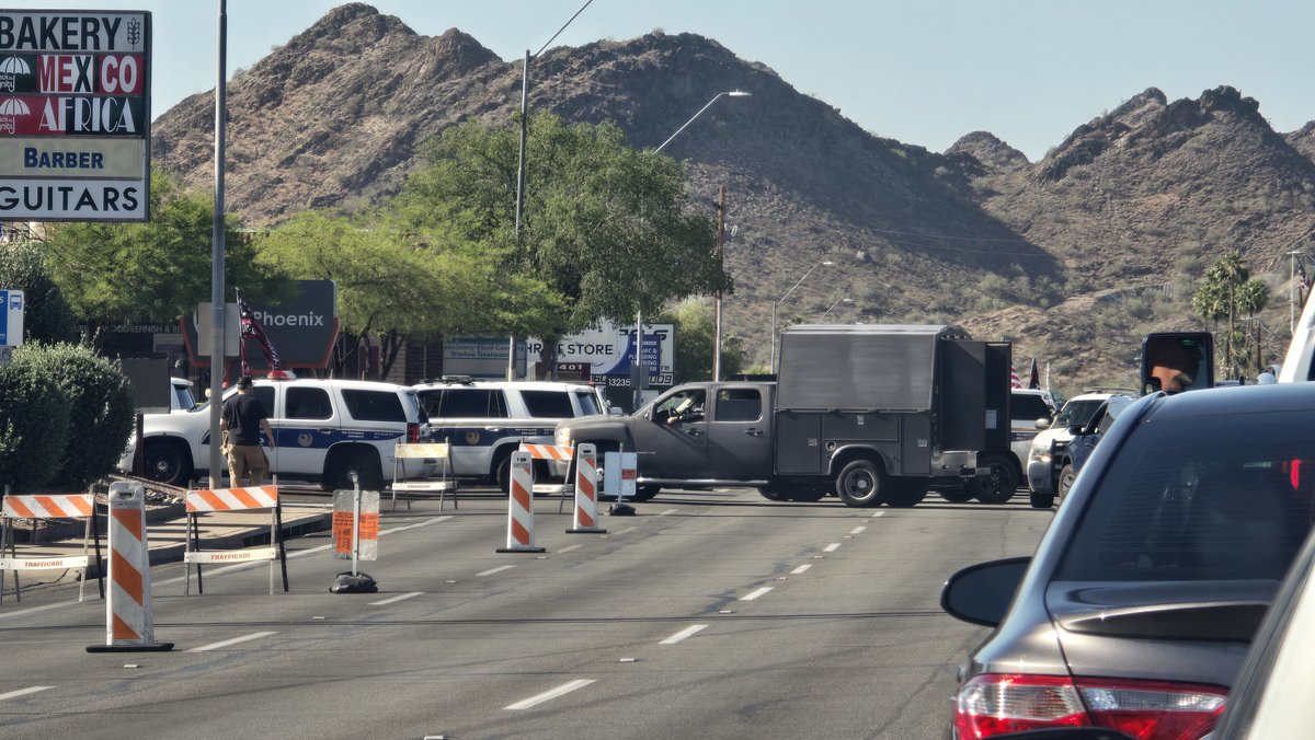 Brick Suit tweet media