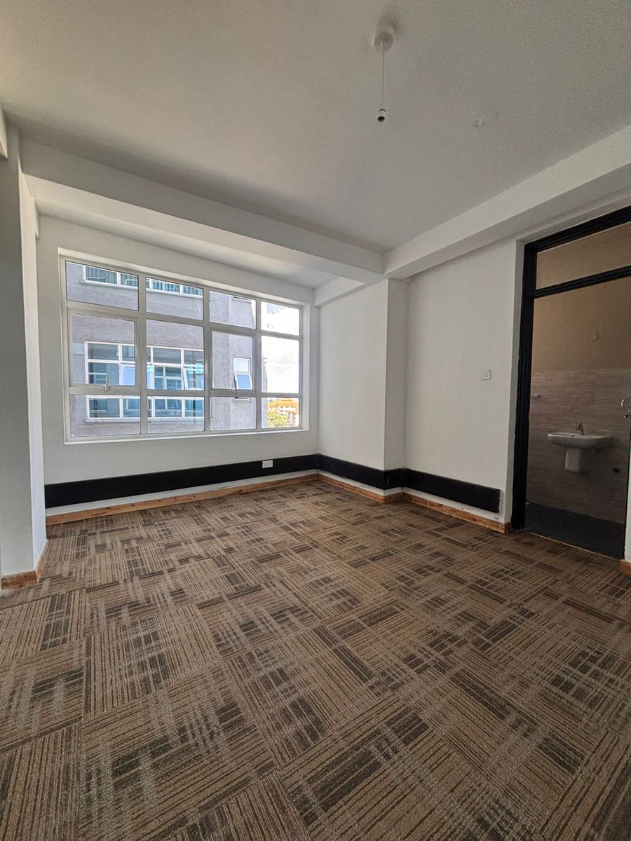WSpaceComm's tweet image. If your office isn’t doing this for you… it’s time to move.
📍 Westlands
1229 sq.ft 
Rent: 122,000
Executive office • Private washroom • Kitchen • Views
DM before it’s gone.
#realestate
#commercialspace
#officespace
#westlands