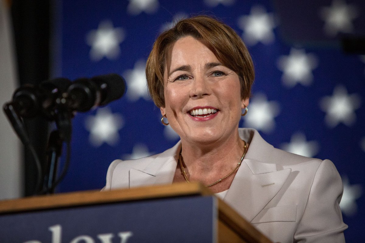 Democrats Deliver tweet media