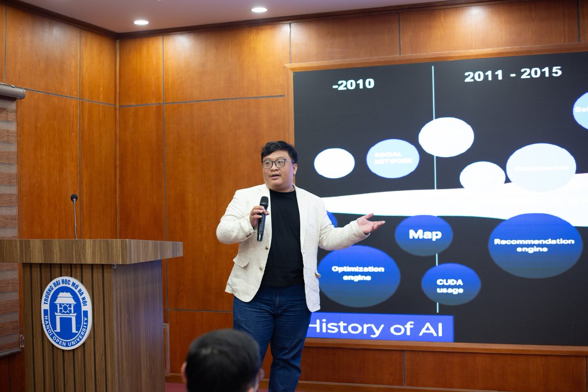 HUB Network tweet media