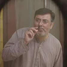 میں نے “شر پسند” مکمل دیکھا، اور اس کا اختتام واقعی حیران کر دینے والا تھا۔ ہم ہمیشہ یہی امید رکھتے ہیں کہ آخر میں برائی ہار جائے گی، کردار بدل جائے گا، اور کوئی نہ کوئی سبق سیکھ لیا جائے گا… مگر یہاں حقیقت بالکل مختلف تھی۔

نعمان اعجاز نے جس کردار کو نبھایا، وہ ایک ایسی ذہنیت