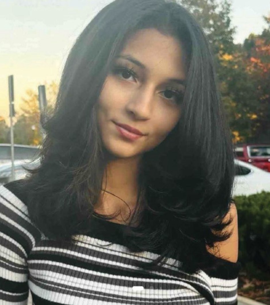 🇺🇸 🚨 HORROR EN CALIFORNIA: Se quitó la vida tras ser abusada por su propio padre y ahora la justicia podría dejarlo libre.

La tragedia de Makayla Rene Settles (18) es un recordatorio desgarrador de que, a veces, el peligro más grande está en nuestra propia sangre. Lo que debía