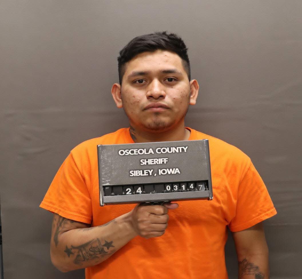 Dapper Detective tweet media