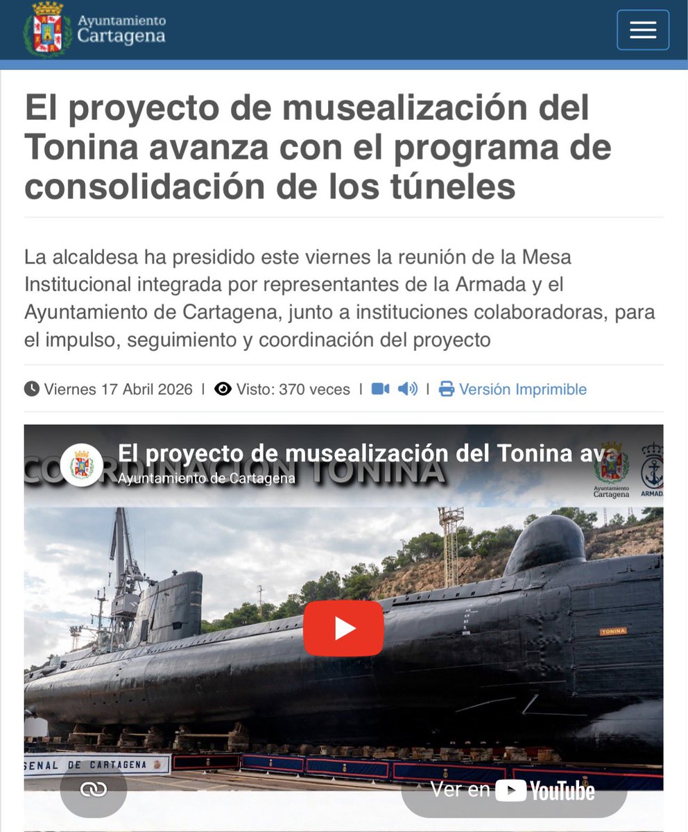 JeGiGa's tweet photo. El Tonina: 20 años navegando en promesas del PP:

En 2007 se anunciaba que el submarino Tonina sería pieza clave de la transformación del antiguo Cuartel de Instrucción de Marinería. Un símbolo para una Cartagena que miraba al futuro, con proyectos definidos, plazos concretos y ambición universitaria.

Han pasado dos décadas.

Hoy, en 2026, el Tonina vuelve a ser noticia. No por estar abierto, visitable o integrado en la vida cultural y turística del municipio, sino porque “avanza” un proyecto que sigue en fase de consolidación de túneles. Es decir, seguimos hablando de lo previo a lo previo.

Cartagena no necesita más titulares sobre avances administrativos. Necesita hechos.

El Tonina no puede seguir siendo un icono atrapado entre anuncios. Porque mientras otras ciudades convierten su patrimonio en motor económico, aquí seguimos consolidando túneles… y perdiendo oportunidades.