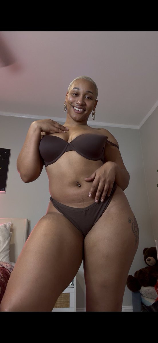ThickAssDaphne's tweet photo. Boi she THICK!

https://t.co/hsSIDRnWgQ https://t.co/IfOFNVHCmh