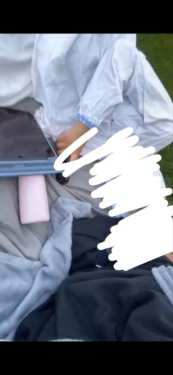 dramatic princess tweet media