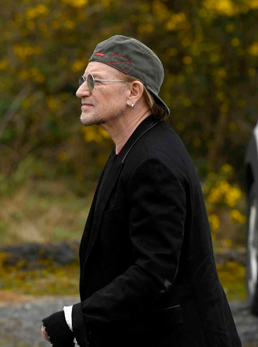 febottini's tweet image. #U2 members arrive at the funeral mass for Clannad singer Moya Brennan at St.Patrick's Church in Meenaweal, Co. Donegal. 

Photo by Mark Marlow/ via Getty Images