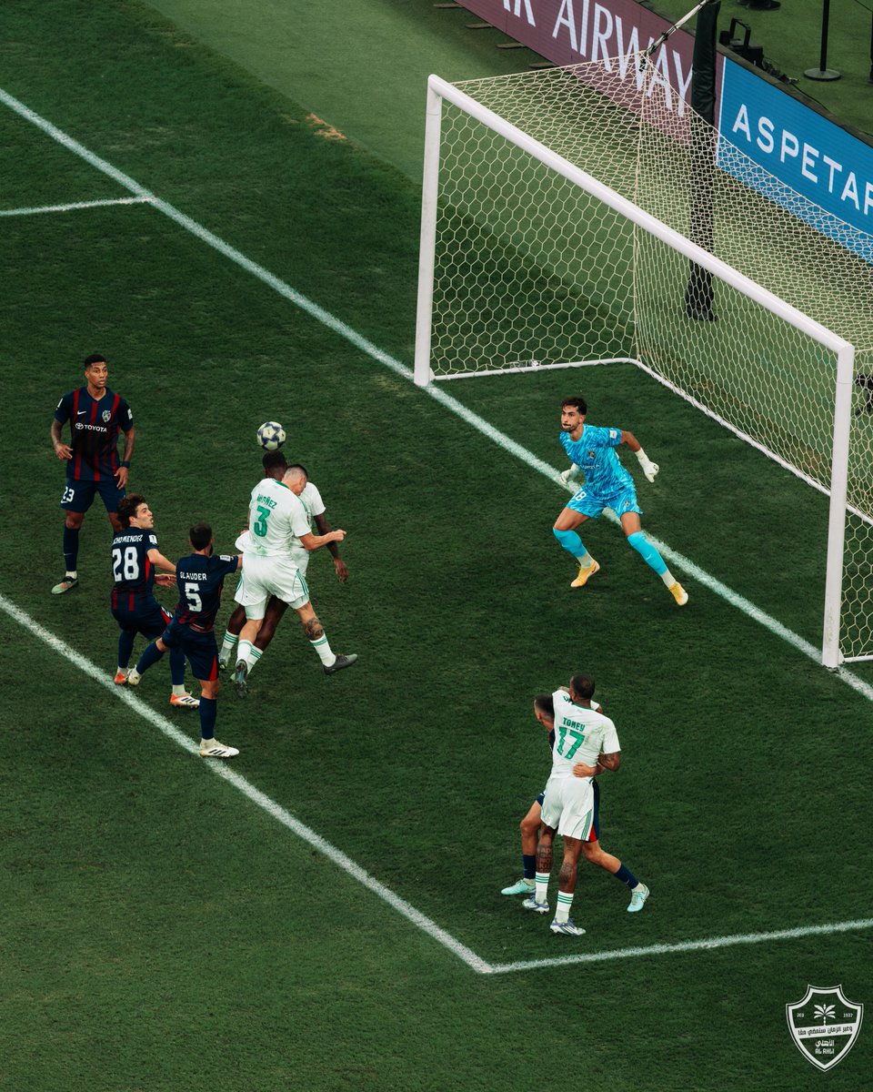 ALAHLI_FCEN's tweet image. The General in command 🫡

#AlAhli | #ACLElite