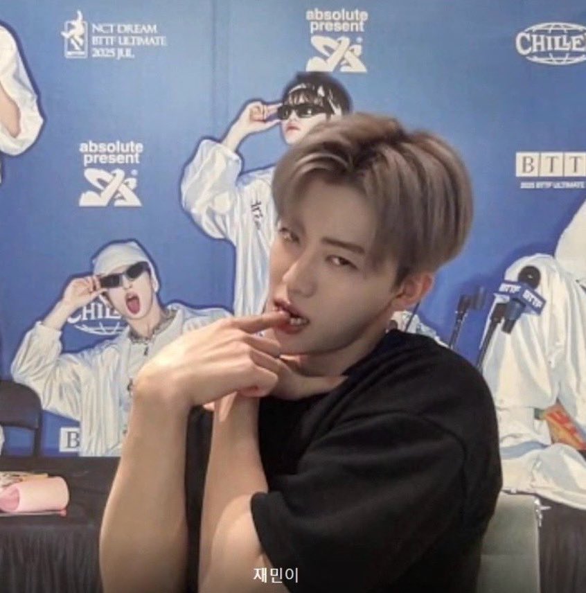 อยากชวนเมนแจมินเล่นอันนี้อ่ะ ‘ศิลปินมีเราก็มี’

ตัวอย่างนะ

ศิลปินมีผู้ชายชวนไปเดตที่โรงหนัง เหมาโรงดูกัน 2 คน ส่วนเรา...

😒 ไม่เล่นล่ะ