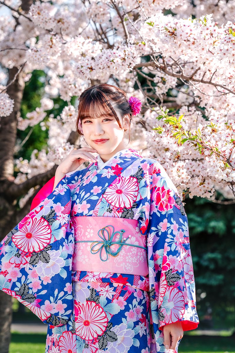 Red portrait tweet media