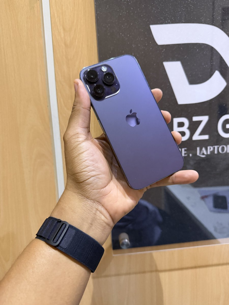 dabz_global's tweet photo. Deal‼️iPhone 14 pro max 256gb with 87% battery capacity! Screen and all parts are original! Face ID and everything works great! 

Price: N650,000

Account: 8232100166 Dabz Global Biz Ven  Moniepoint 

Payment on deals are binding! We will not refund or repost, if you have “changed your mind”. We will refund/ come to an agreement according to your wish, if the description of what we posted is different from what you received.  Please be sure you want this before payment. RESPECT THE PROCESS‼️    

Nationwide Delivery 🚚📦