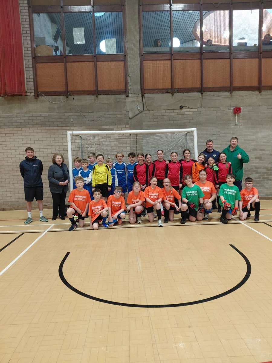 CefnCouncil's tweet photo. WELSH HISTORY MADE 🇬🇧⚽

This afternoon, history was made as the very first @NEWalesFA Primary Schools #Futsal League kicked off at Plas Madoc Leisure Centre – a huge milestone for grassroots sport in our community. https://t.co/rBDshd8Hid
