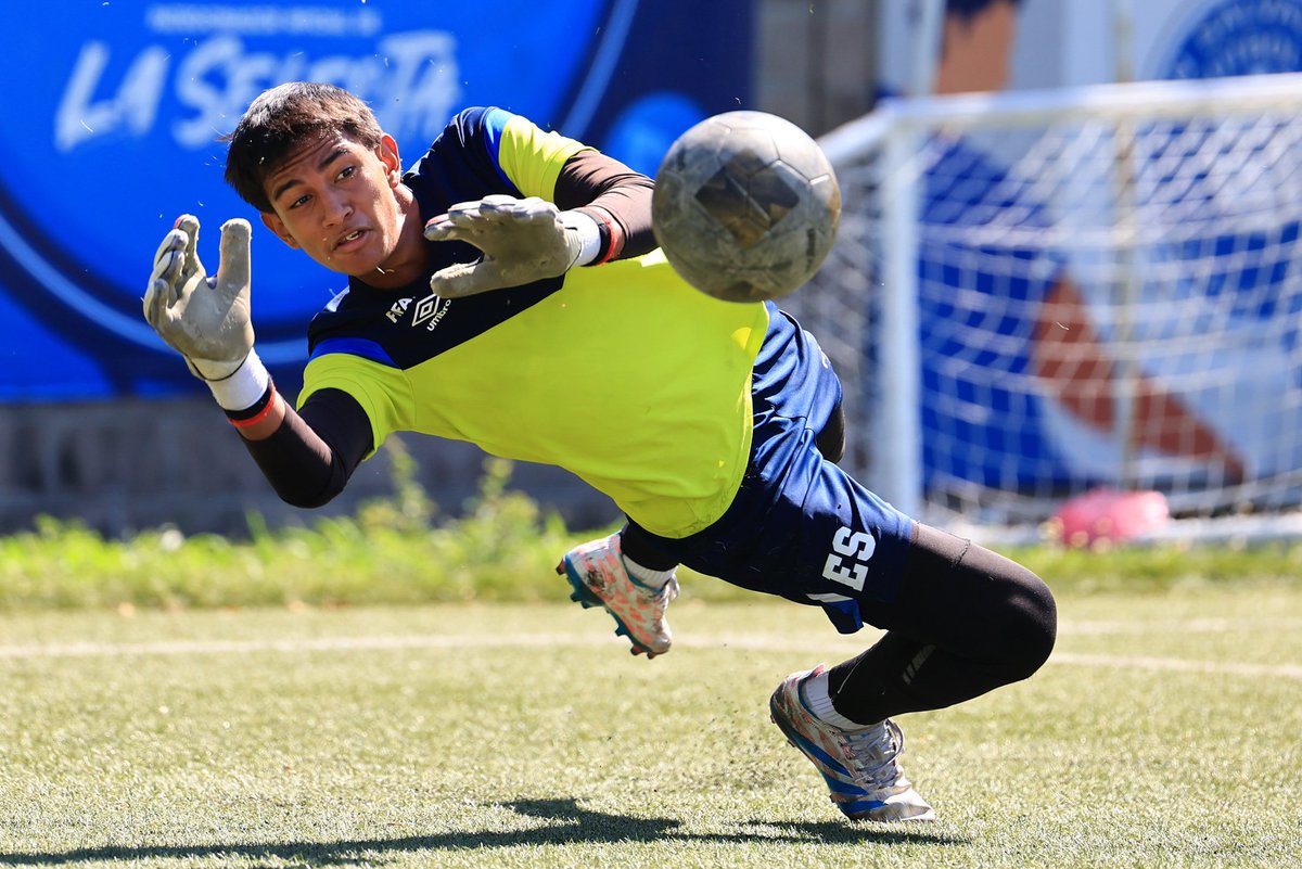 fesfut_sv's tweet image. Acción en el proyecto TDS-FIFA El Salvador.

#TDS #FIFA  #FESFUT