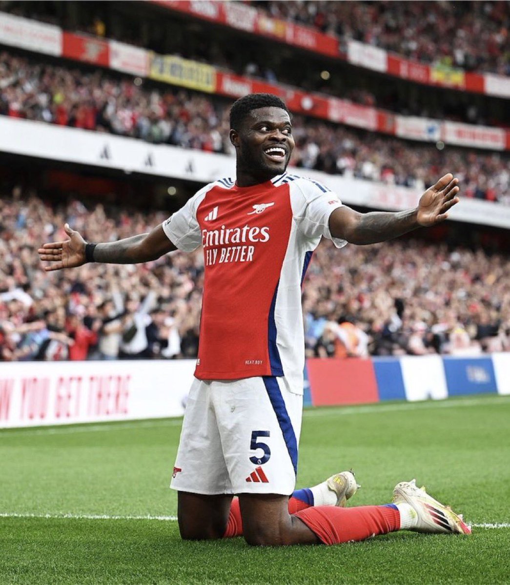 Top Gunner 🔴⚪️🔝 tweet media