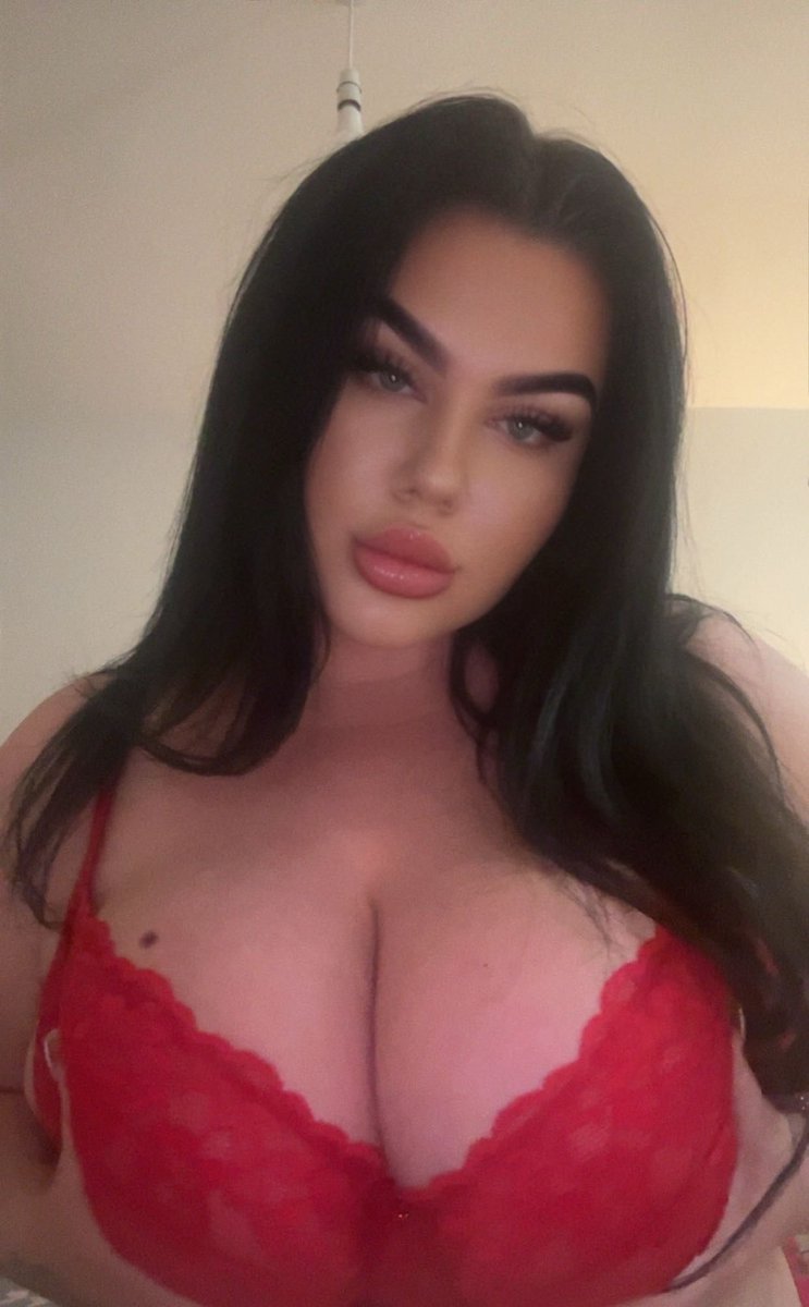 Madisonfoxx21's tweet photo. Which is the best view?
#spicy #spicycontent #content #sexy #porn #ukmodel #onlyfans #adultwork #saucytime https://t.co/AsqAhrL2ay