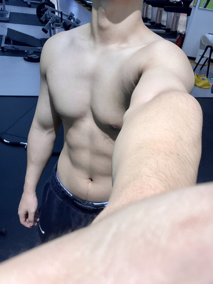 Longhl1234's tweet photo. 猴赛雷
#佛山 #北滘 #男大 #4i #SM https://t.co/YtcqArFT89