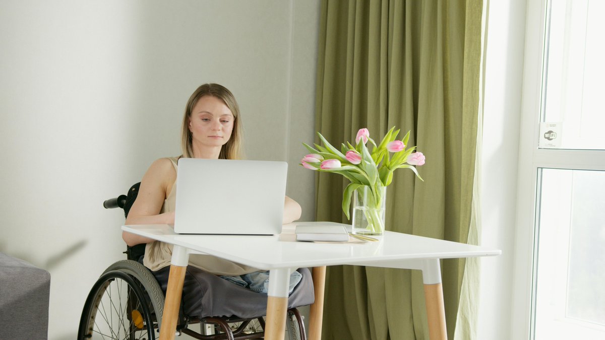 SCADR_data's tweet image. Looking for an exciting new career in October? Check out this #PhD opportunity at Glasgow - analysing #admindata to examine the relationship between #disability and school-to-work transitions. Fully funded position - application closes 30 April. edin.ac/3OlUJ8h