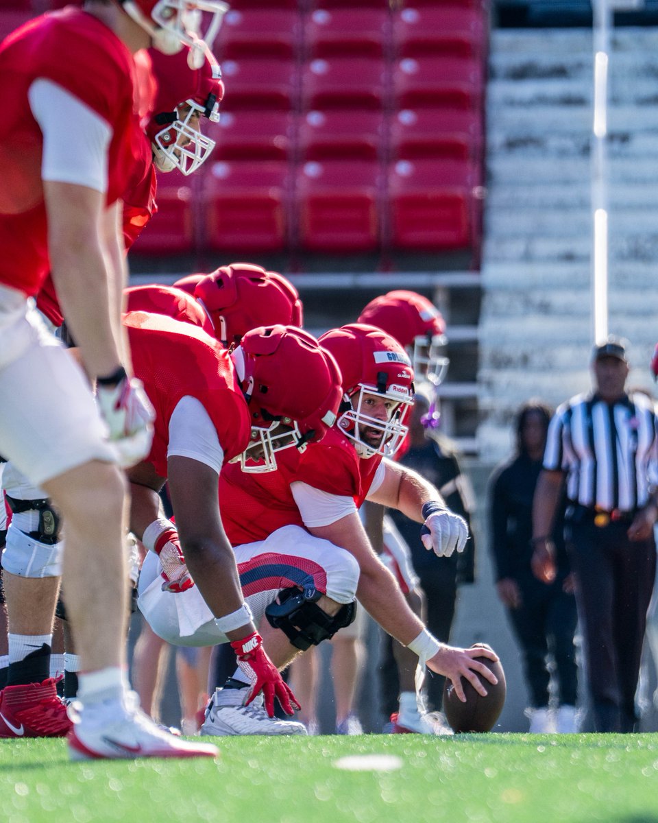 StonyBrookFB's tweet photo. Scrimmage Scenes 👊

#As1 https://t.co/oDWMoH4pXX