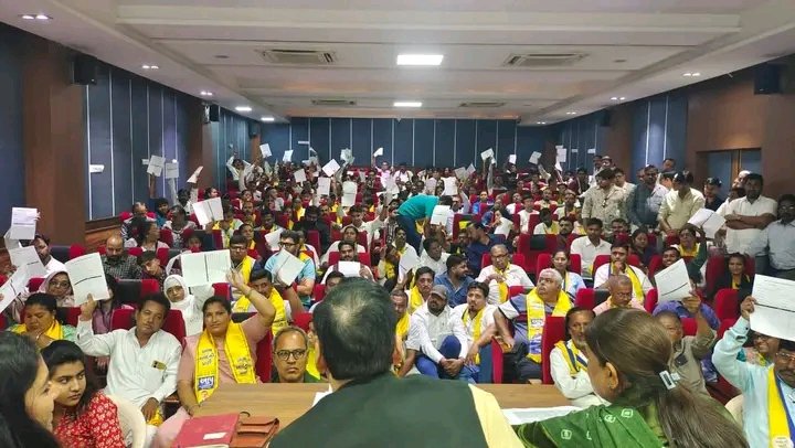 vipingarg111's tweet image. #vairalpost #facebookpost #highlightseveryone
#highlightseveryonefollowers #public
@highlight @followers @ArvindKejriwal @AapKaGopalRai