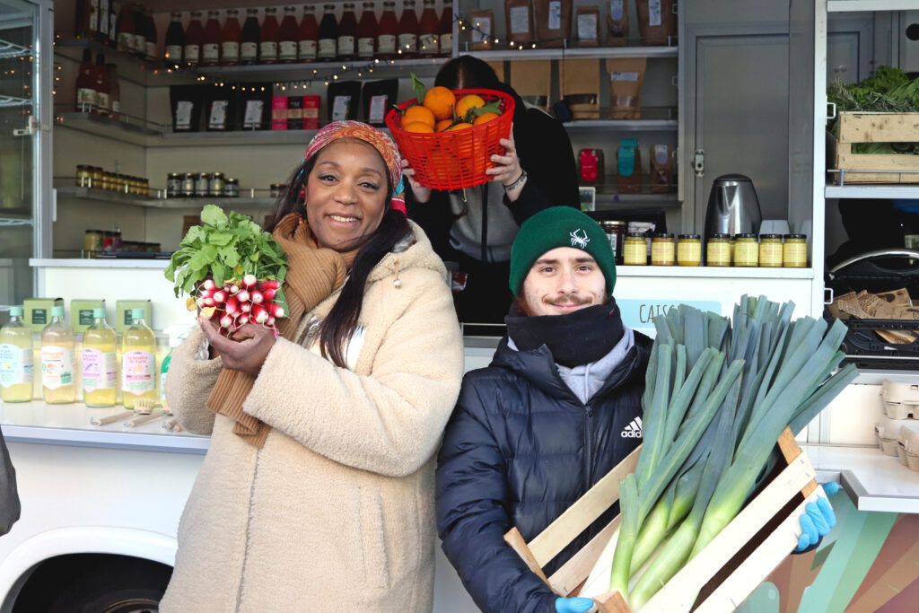 LaRecolte95's tweet image. On parle de nous !
Retrouvez un article sur la récolte sur le site Les 13 comme une ! 

#ValDOise #iledefrance #Bio #ProduitsLocaux 

13commeune.fr/actualite/la-r…