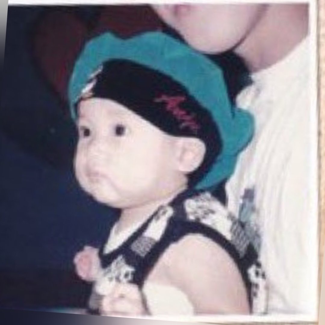 faridah_ryzka's tweet image. So cute baby #Anjuinami (Anchan)
with my father is very handsome

#actress #singer #model
#aqours #leader