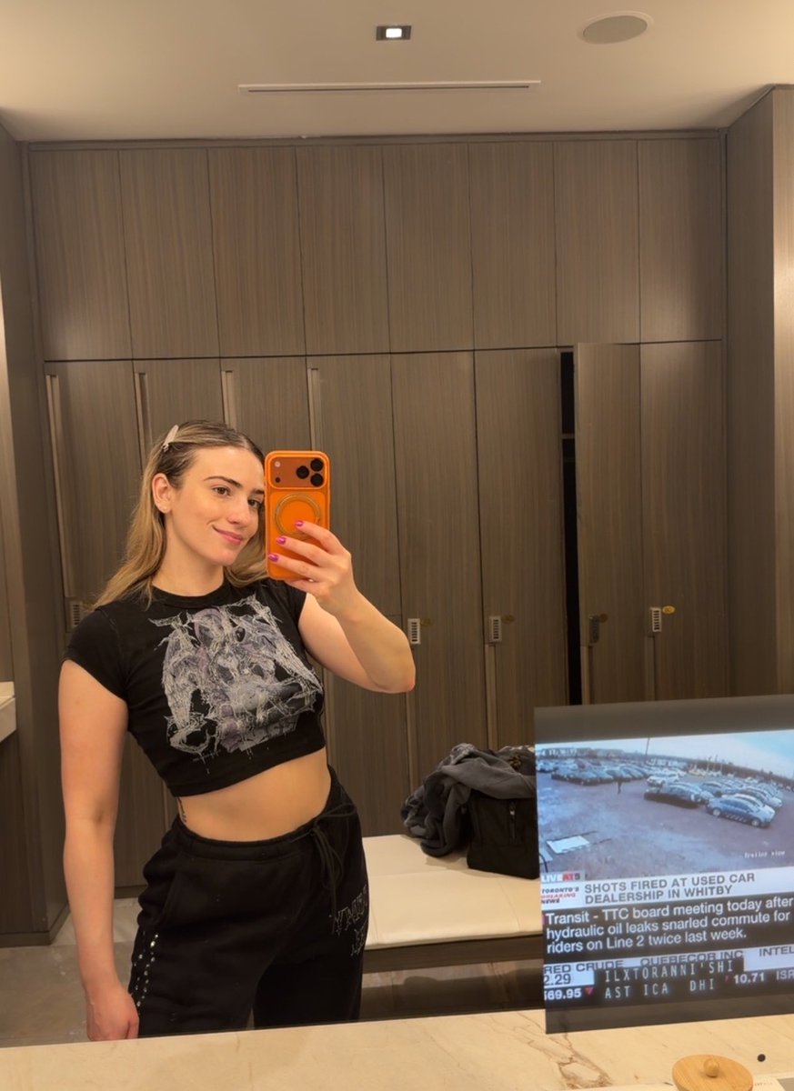 Coops🌚 tweet media