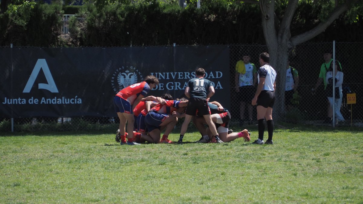 CanalUGR's tweet image. 🏉 ¡Un gran tercer puesto en rugby 7 masculino!

🎆 Los equipos #UGR siguen dejando huella en los Campeonatos de España Universitarios #CEUS26Andalucía

🇪🇸 Se nota el factor casa 🤩

📸 Noticia completa y galería de fotos: canal.ugr.es/noticia/la-uni…