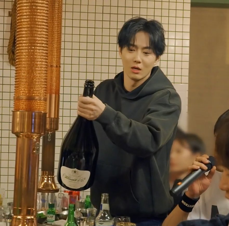 🎸코코🐰 tweet media